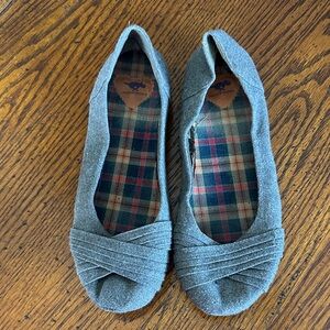 Rocket Dog Gray Pleated Flats